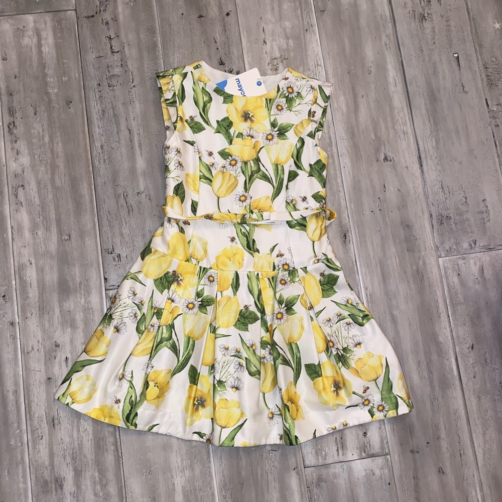Girls NWT Mayoral Flower dress size 8 (128cm)